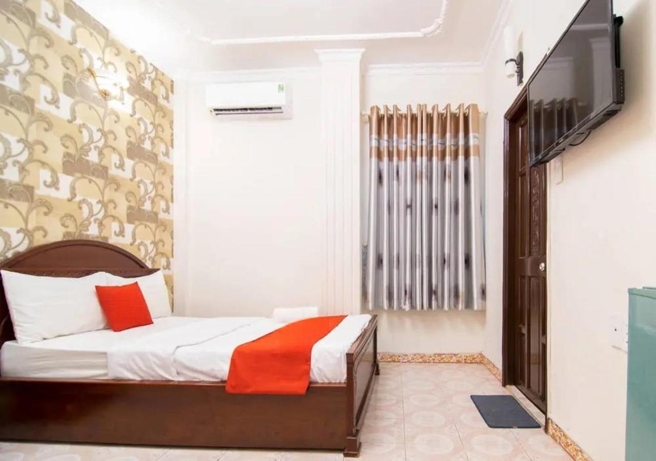 Tan Hoang Long Hotel Ho Chi Minh City Bagian luar foto